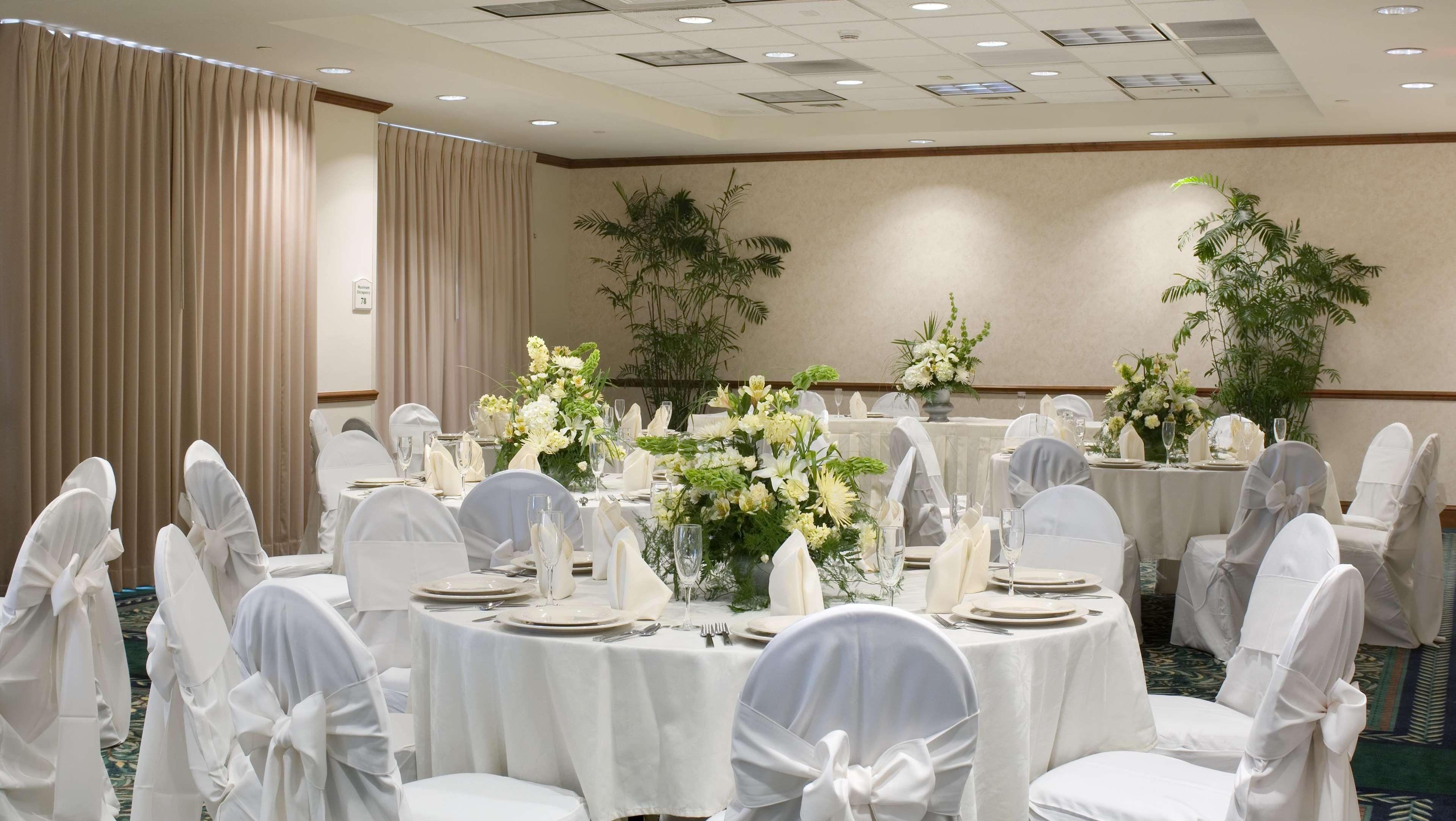 Hilton Garden Inn Tampa East Brandon Mango Étterem fotó